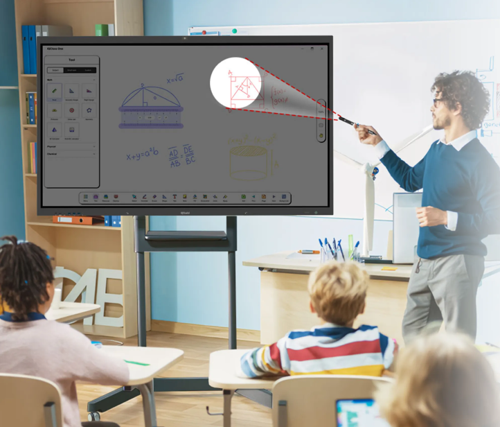 Elevate Teaching with IQ SmartPen